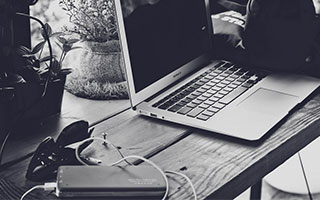 kaiyun-LPL第二赛段W3D3每日TOP5：HongQ西部牛仔，河道索命